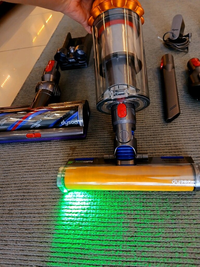 Dyson V15 Garantili Orjinal Teşhir (Outet) Şarjlı Süpürge - 2