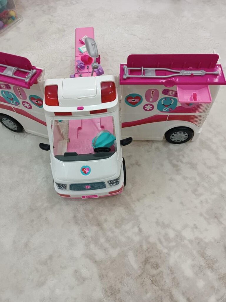 orjinal barbie ambulans - 6