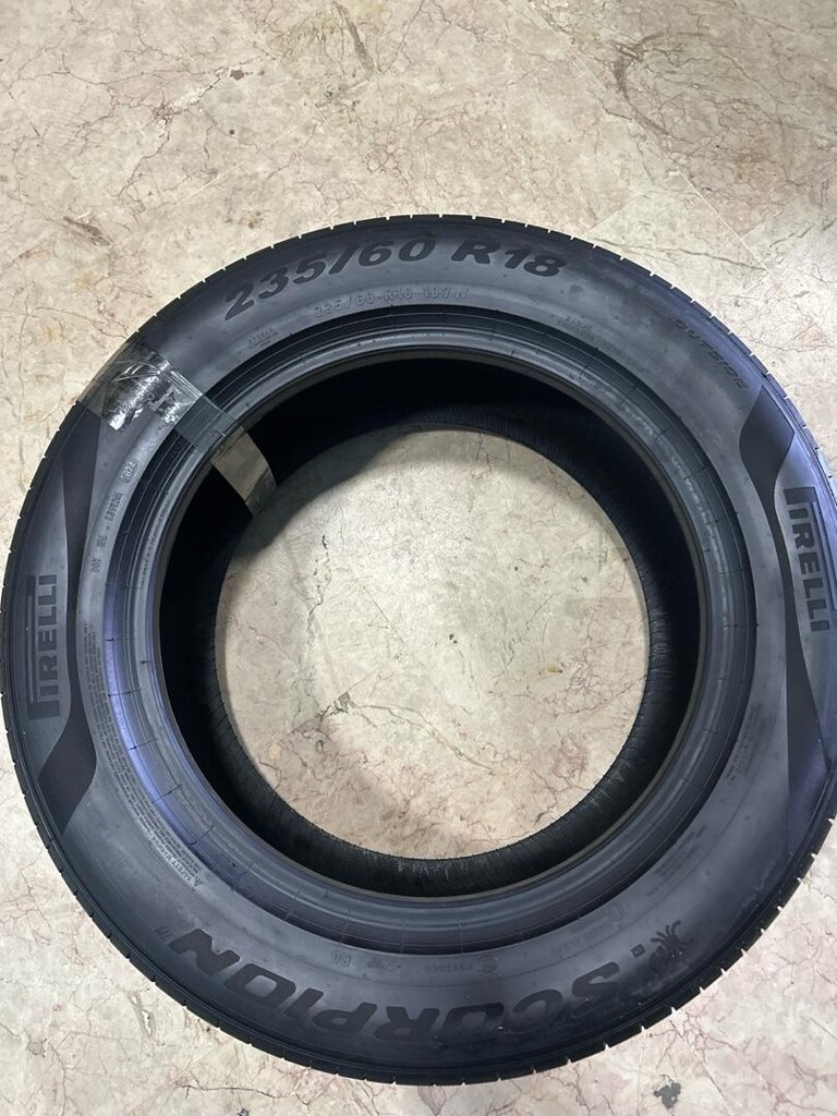 235/60/18 - 5
