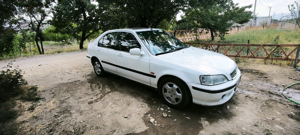 1998 model Honda Civic 1.6 i es - 10