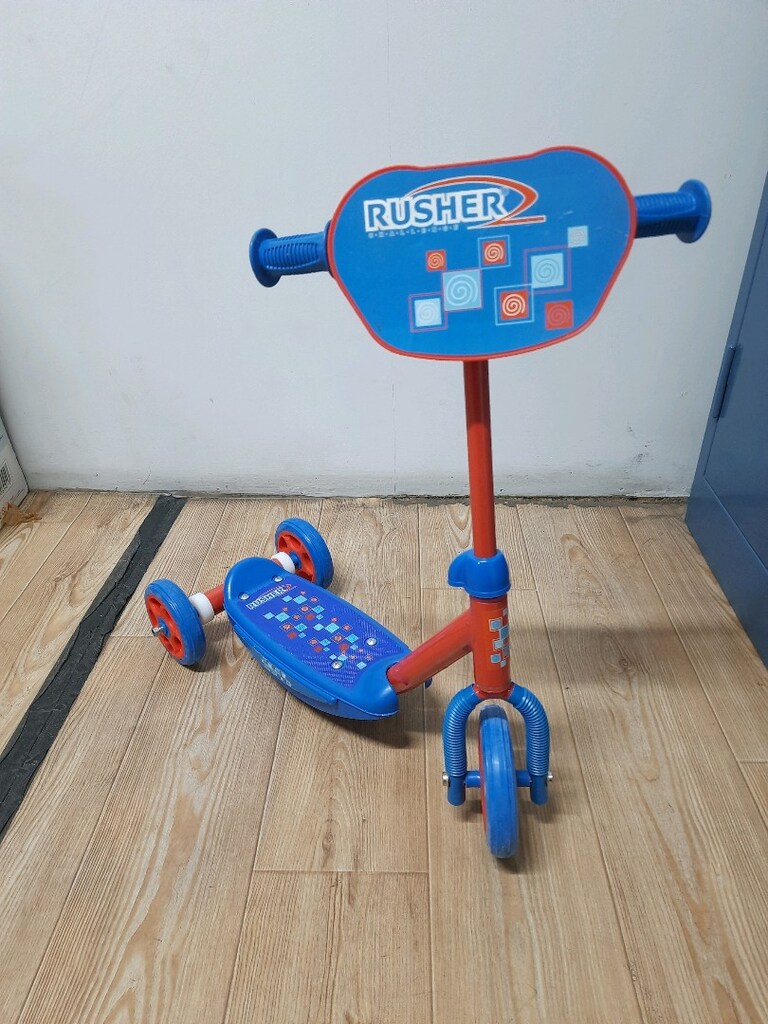 Metal Scooter - 2