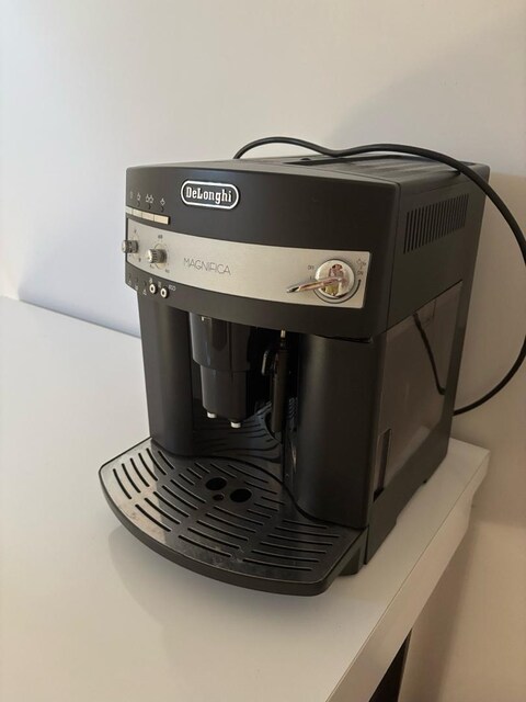 DELONGHI ESAM3000.B MAGNIFICA TAM OTOMATİK ESPRESSO MAKİNESİ