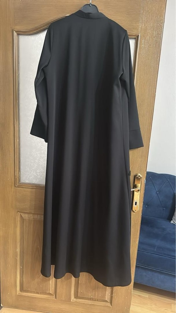 siyah taşlı abaya