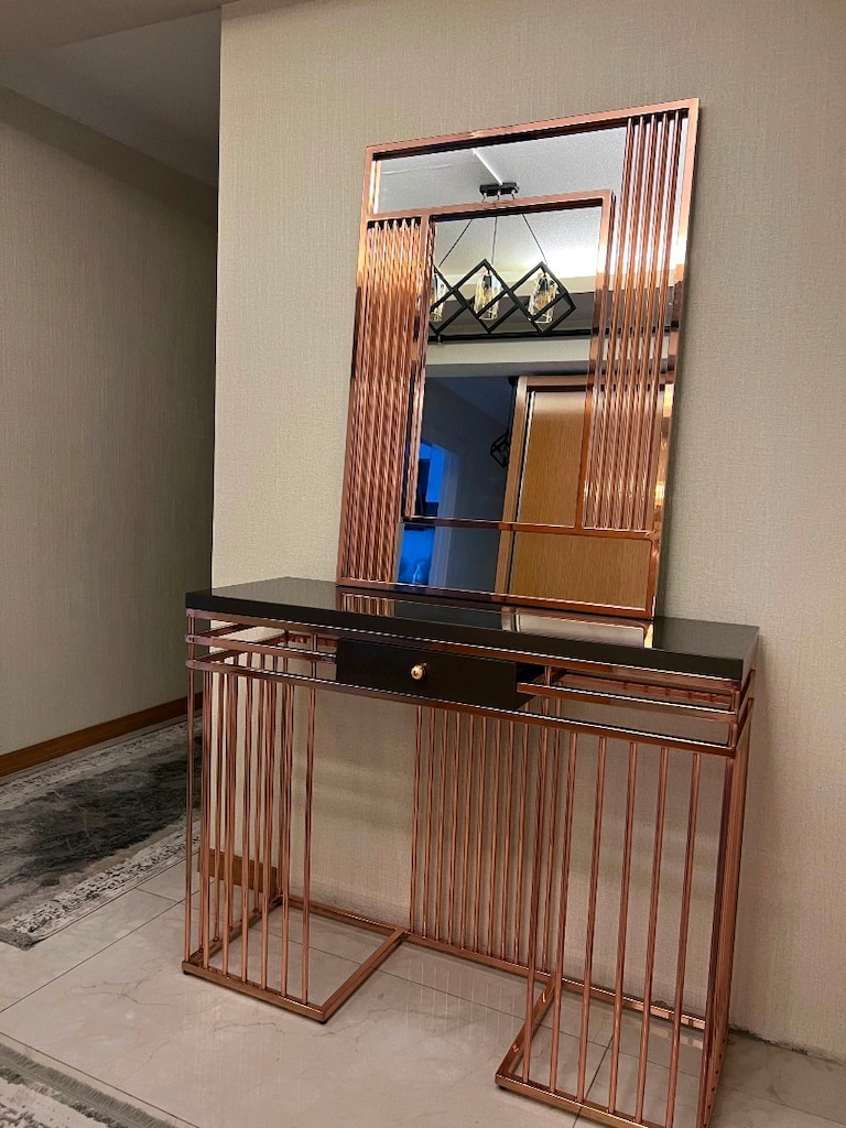 Rose Gold Aynalı Dresuar – Füme Cam Üst – Lüks Tasarım - 9