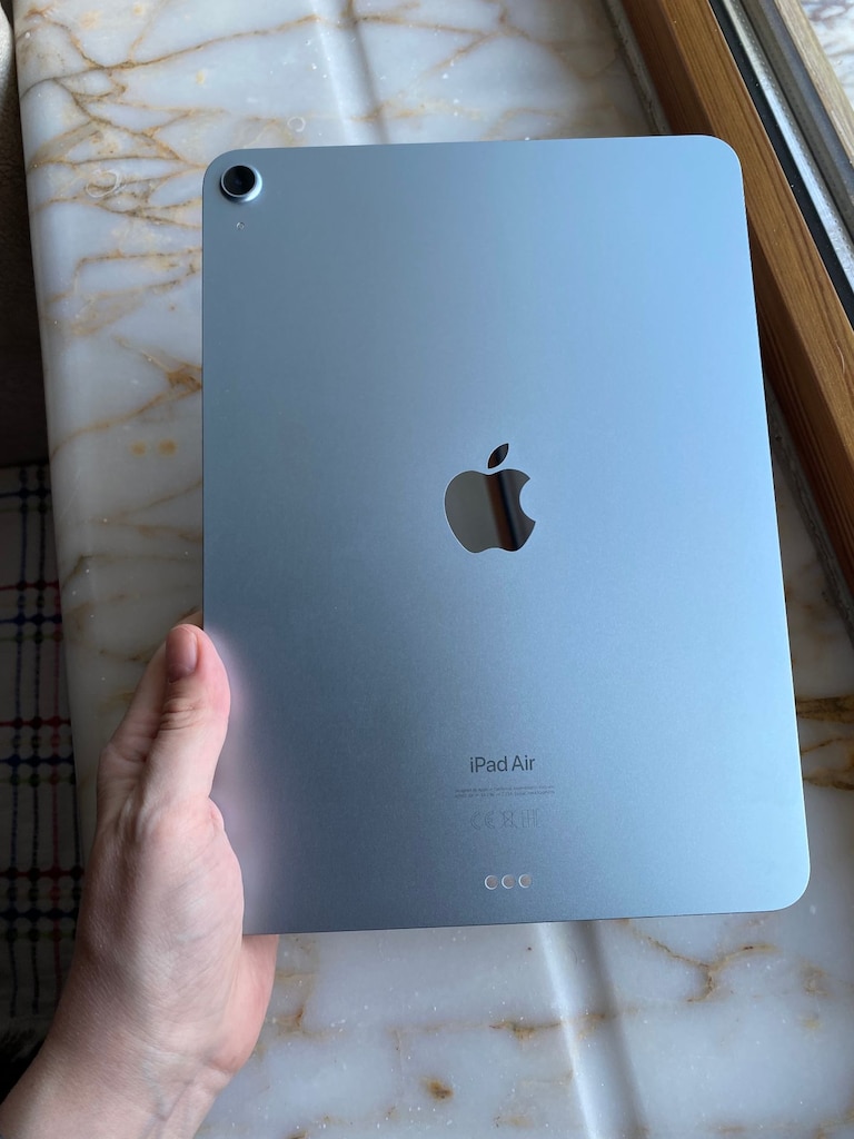 Yeni gibi Mavi ipad air 11 inç ( M2 işlemcili) - 2
