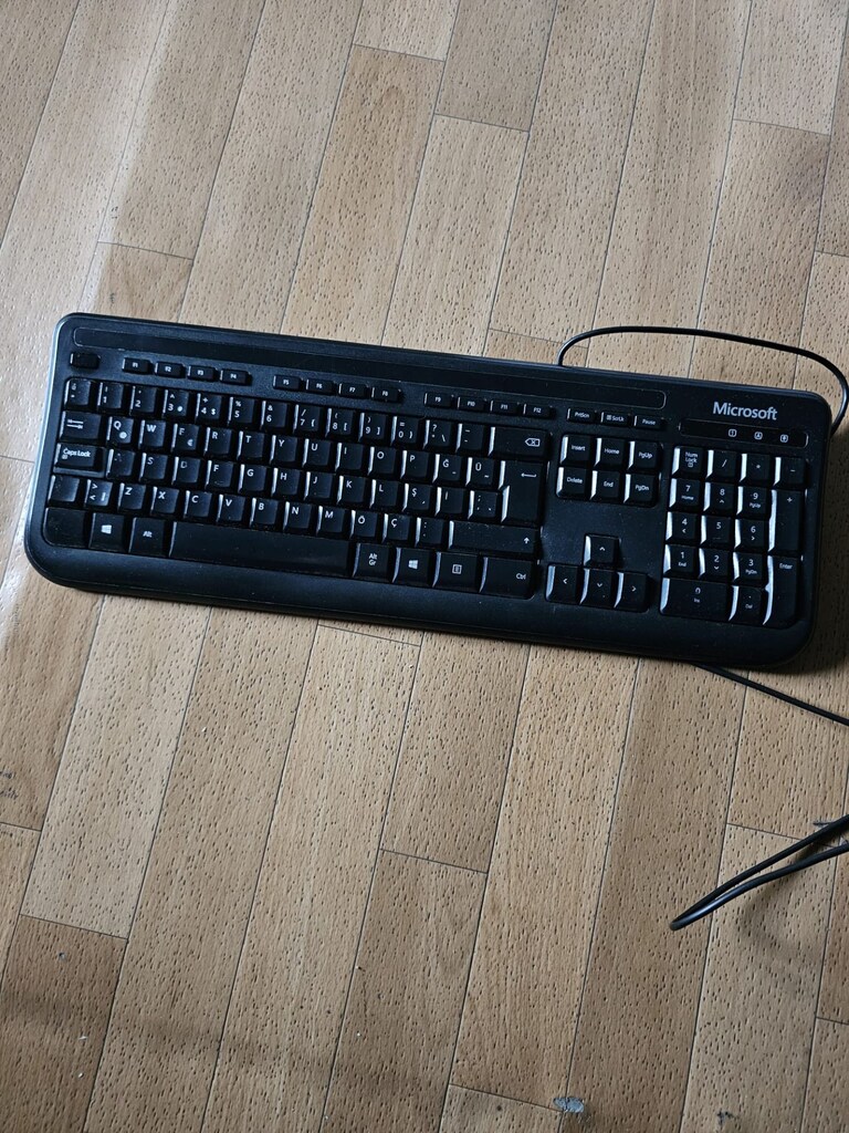 MİCROSOFT KLAVYE - 10 ADET VAR - 2