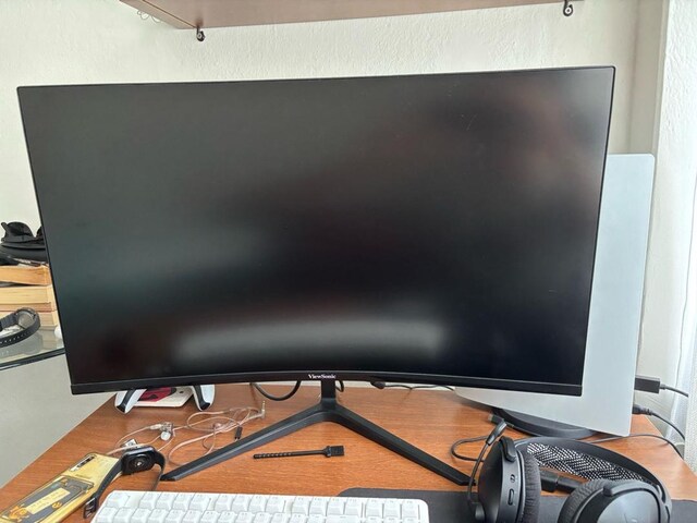 viewsonic 32inc curved fhd 165hz monitör