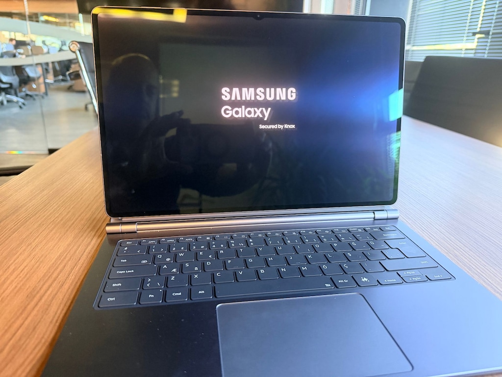 Galaxy Tab S11 Ultra 5G+Galaxy Tab S11 Ultra Pro Klavye/SIFIR - 3