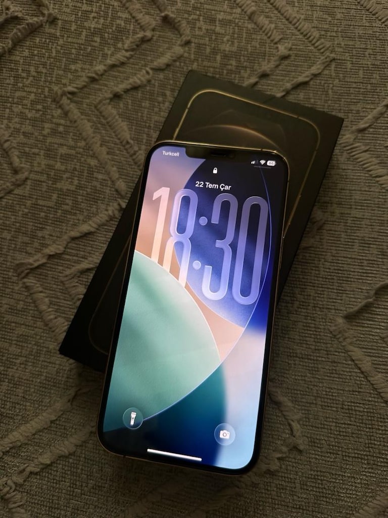 iPhone 12 pro max gold tr cihazı - 2