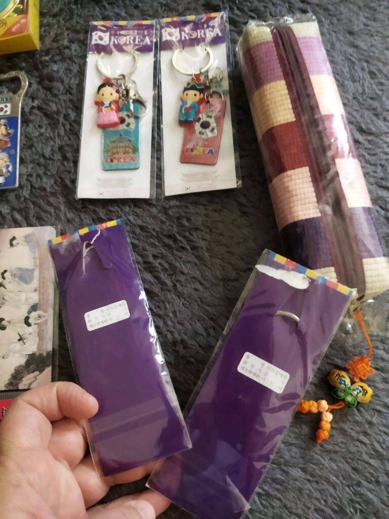 kore den orjinal kitap ayracı anahtarlık pin kalemlik magnet açacak - 9