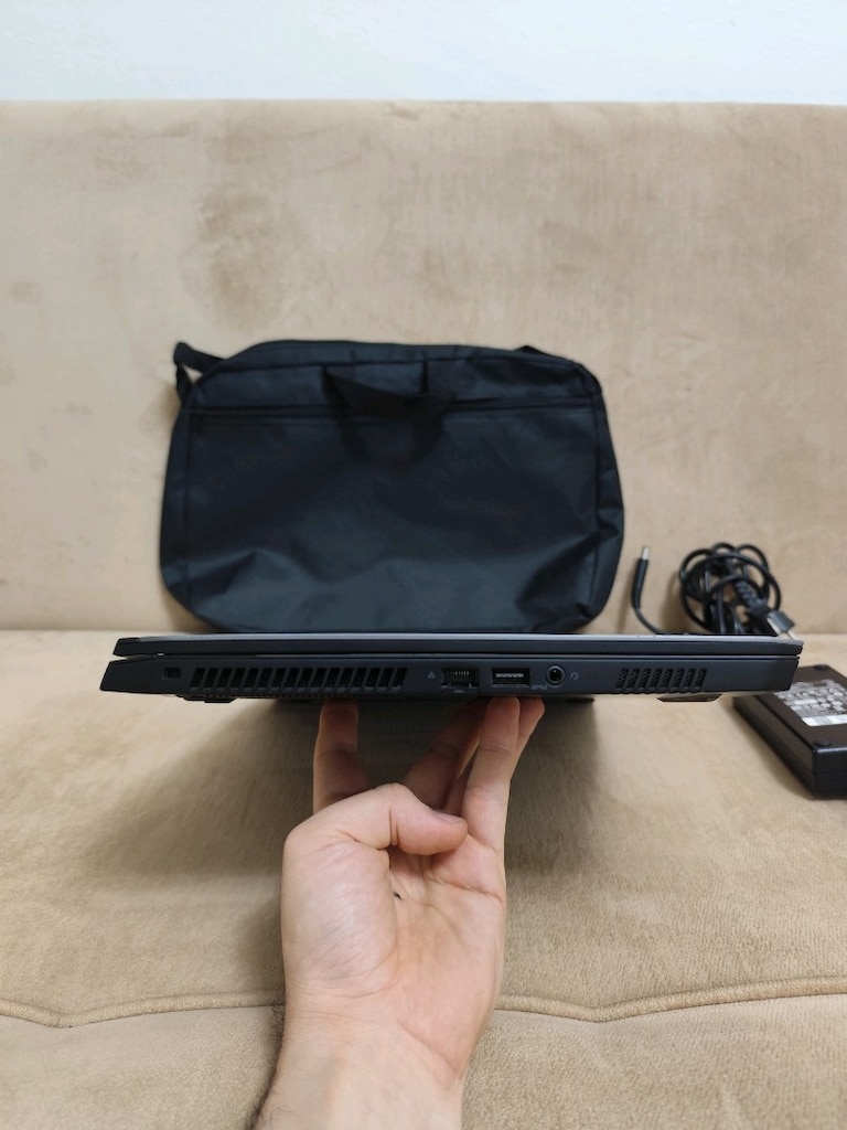 Alienware Gaming - 6 GB RTX 2060 + 16 GB + 512 SSD - İ7 8750H - 7