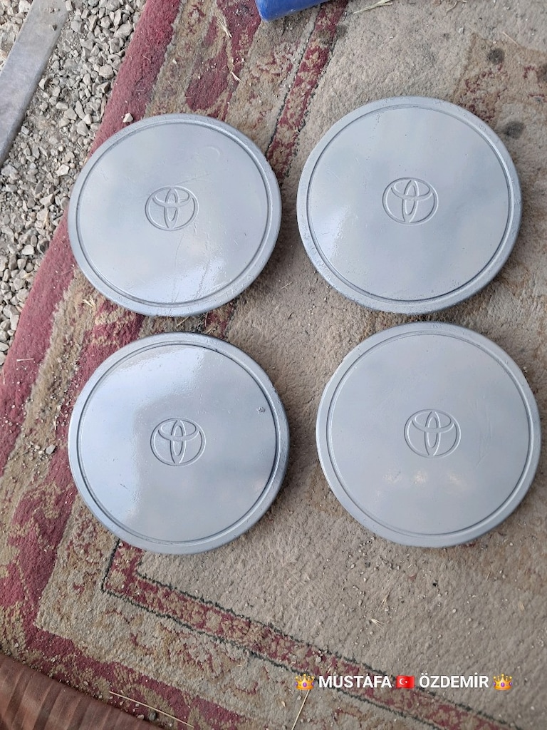 TOYOTA COROLLA EFSANE KASA JANT GÖBEK KAPAĞI ORJİNAL