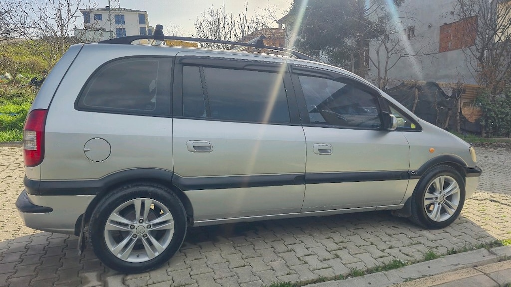 7 kişilik Opel zafira - 4