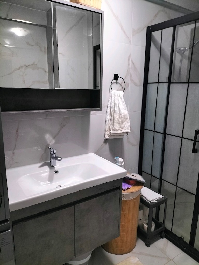 Tertemiz Az kullanılmış Banyo dolabı 80 Cm - 2