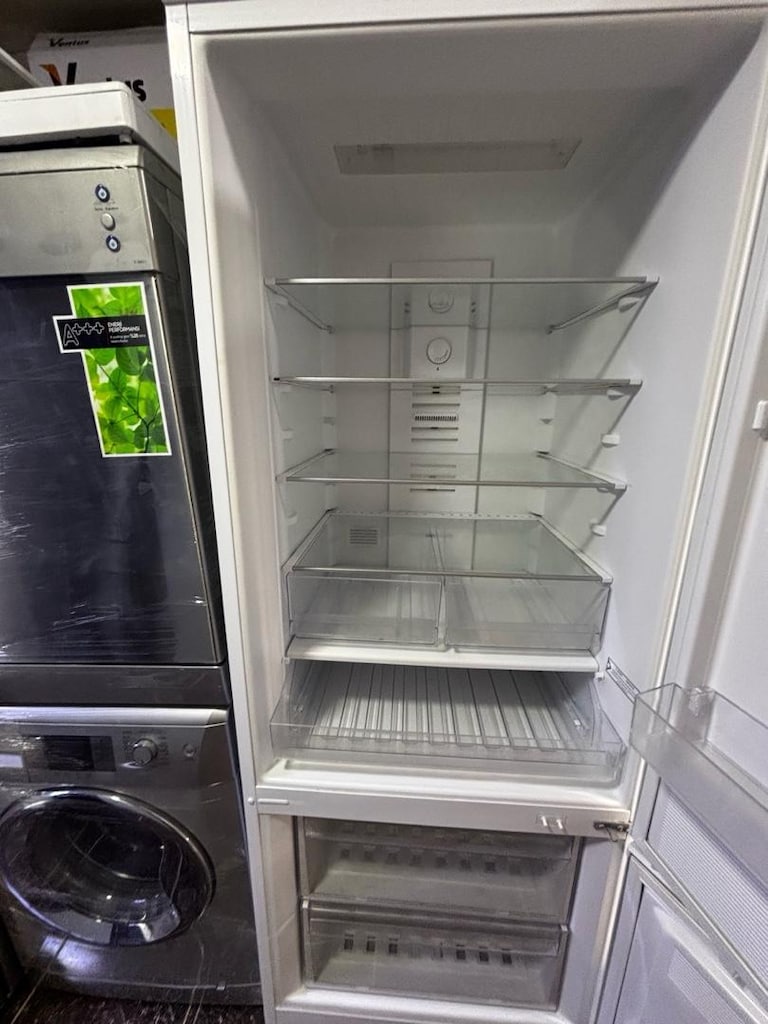 Arçelik 550 L Beyaz Kombi - Garantili Nakliye Kurulum Ücretsiz - 4