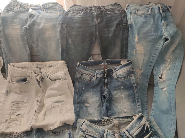 kot pantolonlar hepsi de sıfır gibi 26 ve 30 beden ler dir