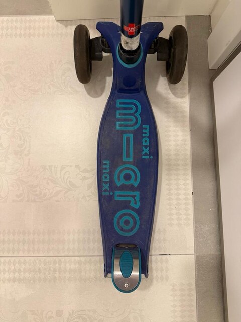 Ișıkli Micro Maxi scooter