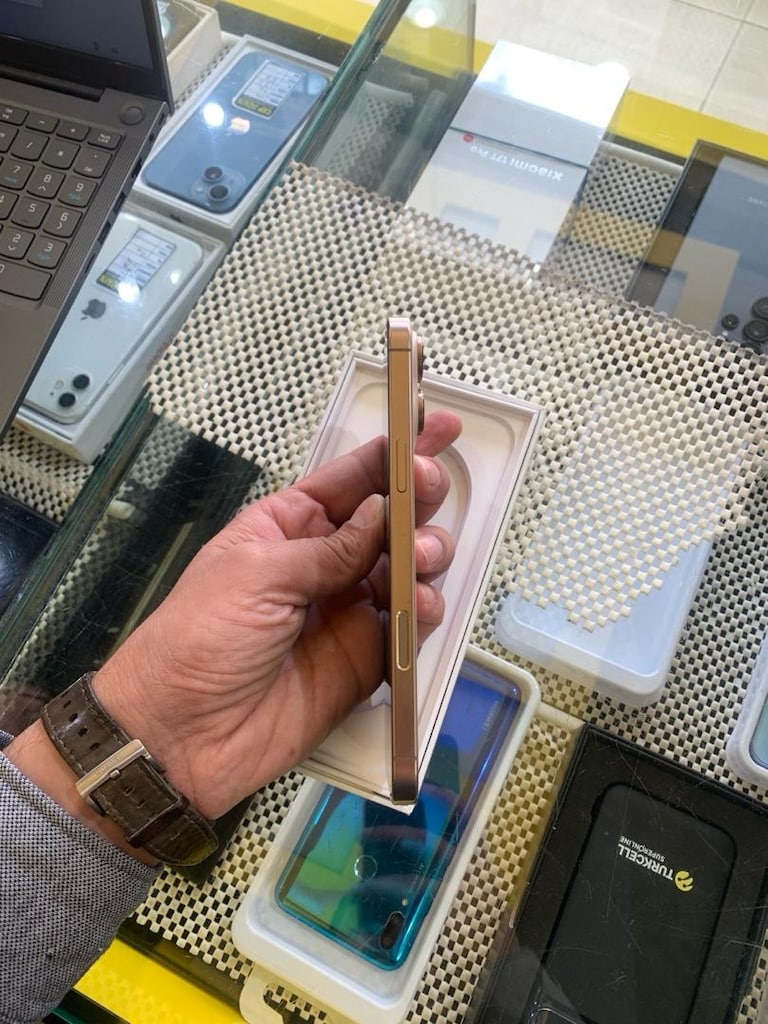iPhone 16 promax (256) gb - 4