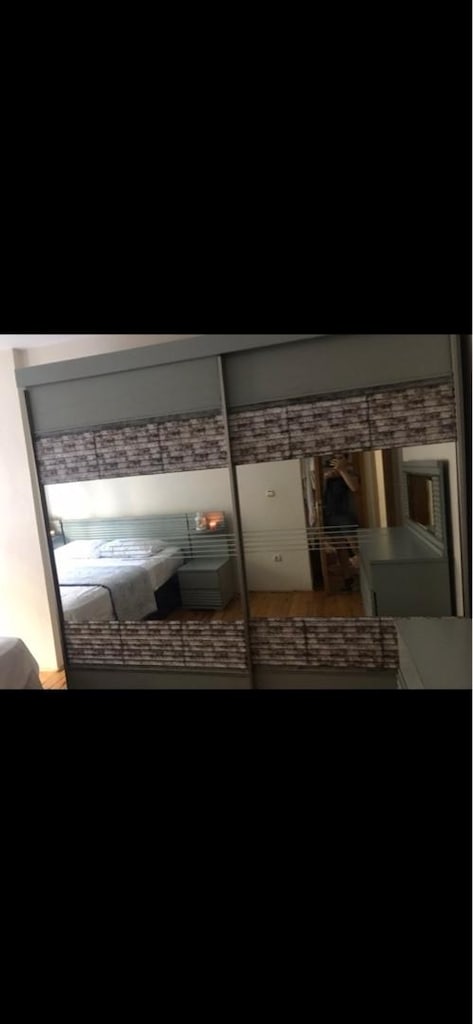 Yenilenmiş Modern Aynalı & Sürgülü Büyük Gardırop (İstikbal - 3