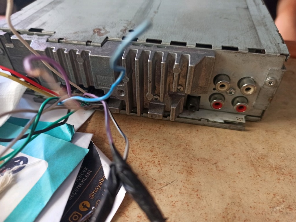 Eski seri Pioneer USB AUX RADYO CD çift anfi çıkışlı oto teyp sorunsuz - 8