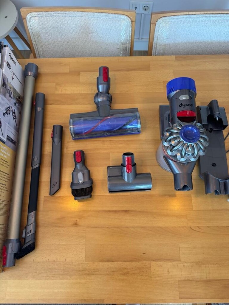 Dyson V8 Animal Kablosuz Şarjlı Dikey Süpürge - 2