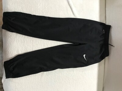 Nike DRI FIT cocuk esofman alti 122-128 beden