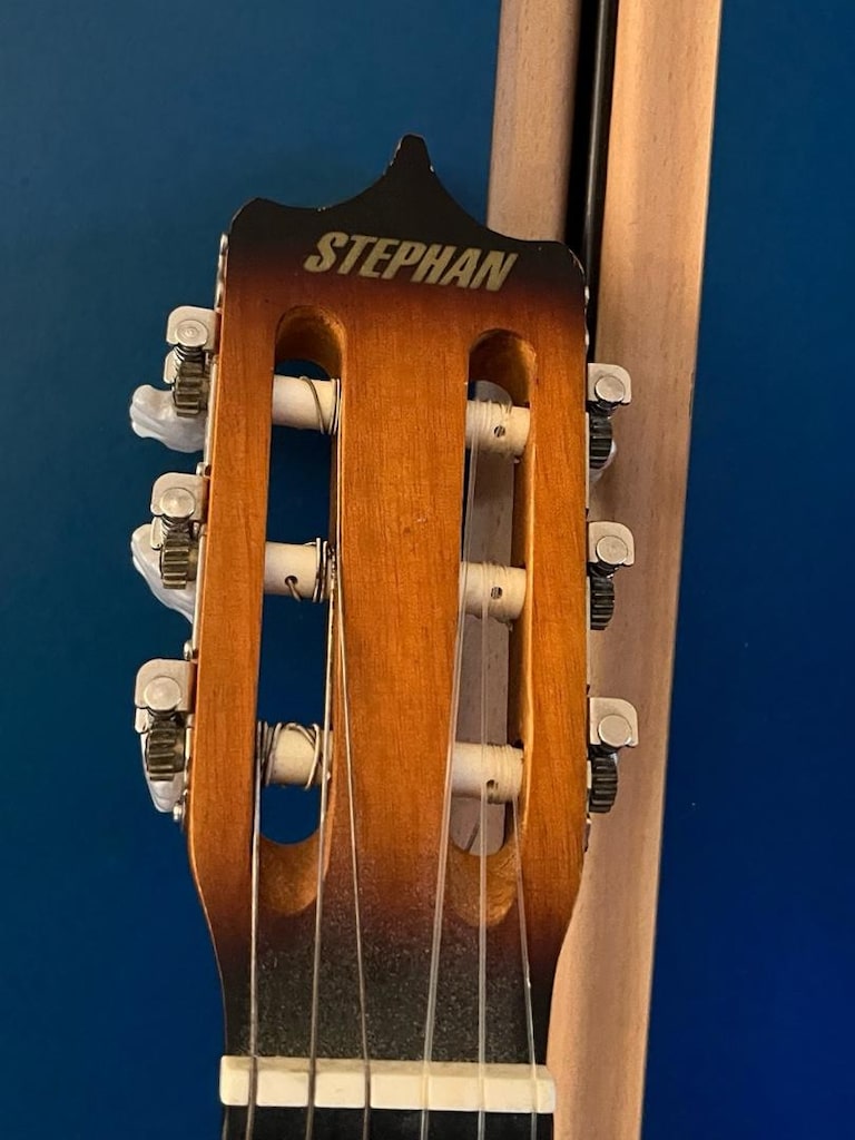 Stephan gitar - 2