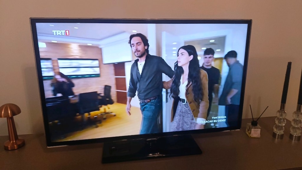 Samsung 40 inç TV + Mi Stick - 2