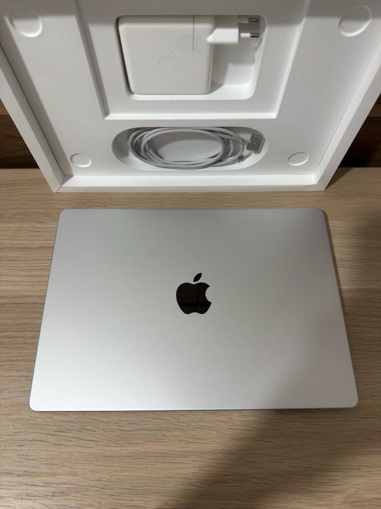 MacBook Pro / M2 Max / 14 inç / 32 GB Ram / 1 TB Ssd - 10