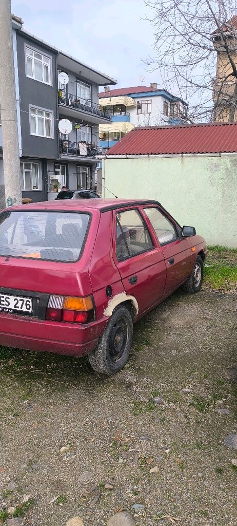 1990 model skoda favorit - 3