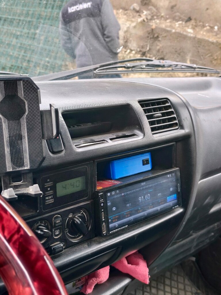 2008 model Mazda e2200 - 12