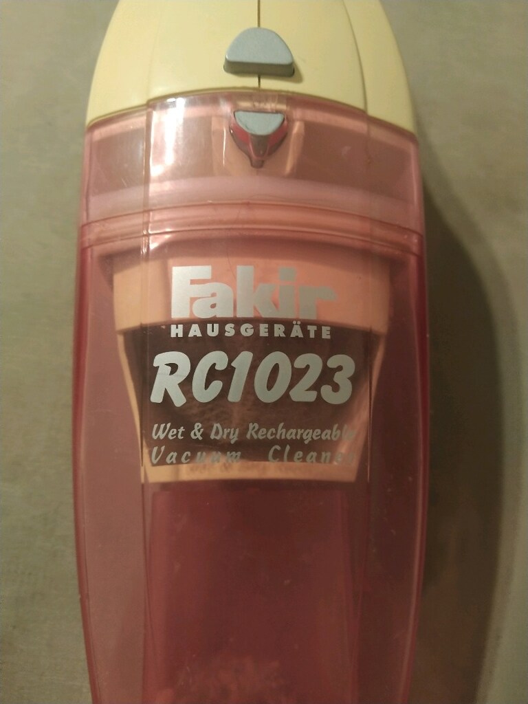 FAKİR RC1023 ISLAK & KURU ŞARJLI EL SÜPÜRGESİ PİL DEGİŞİM GEREKLİ - 2