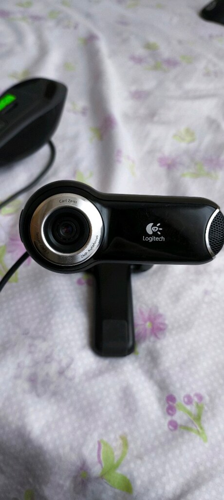 Logitech QuickCam Pro 9000 - Mikrofonlu Otomatik Odaklamalı HD+ - 4