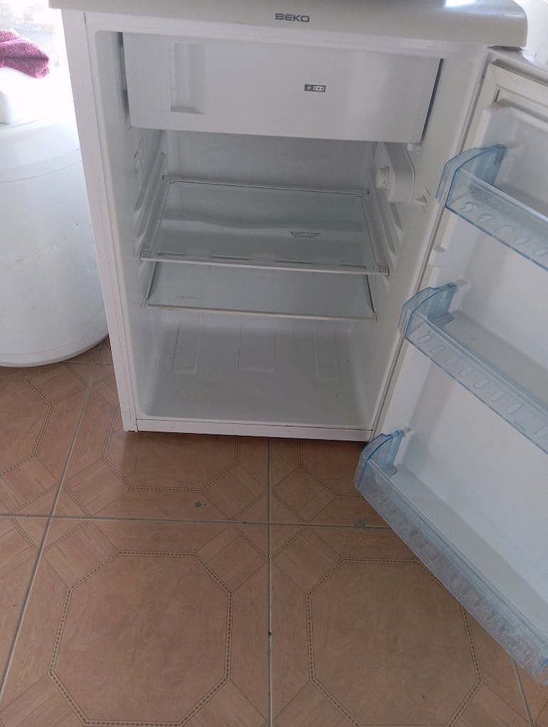 Beko mini buzdolabı temiz - 2