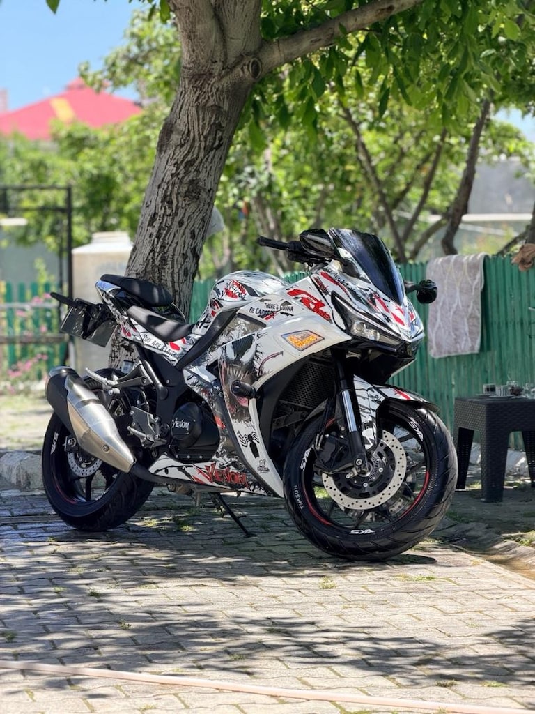 RKS R 250 11.000 km - 2