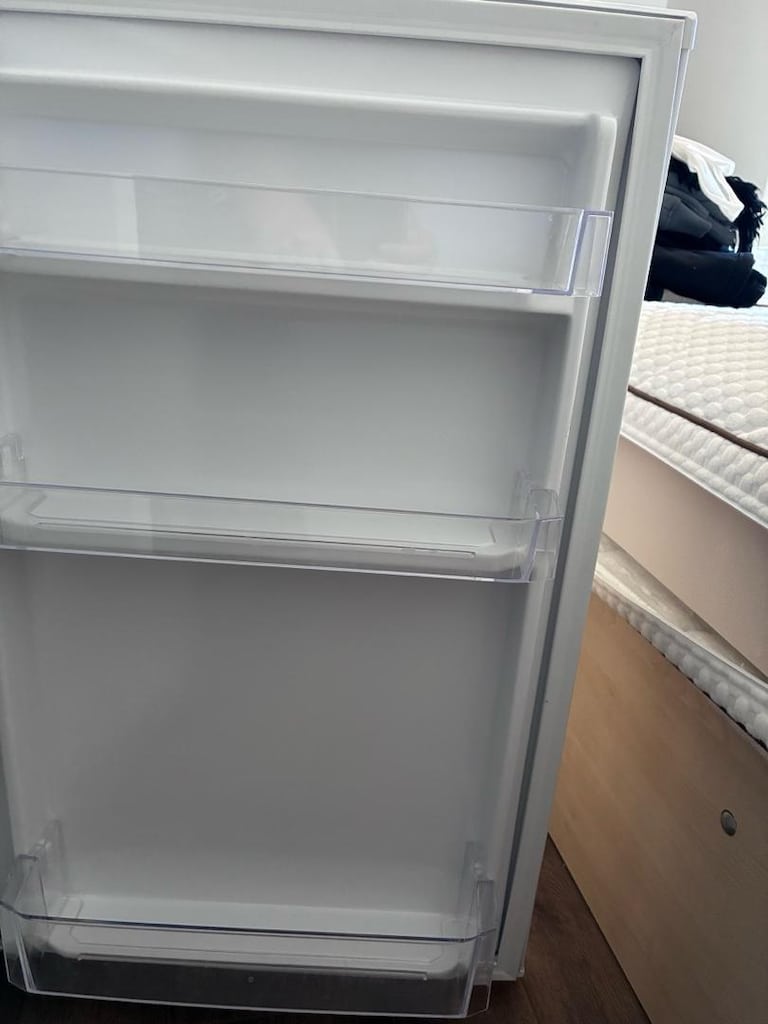 REGAL mini buzdolabı ( yer silivri Gümüşyakada) ) sıfır - 5