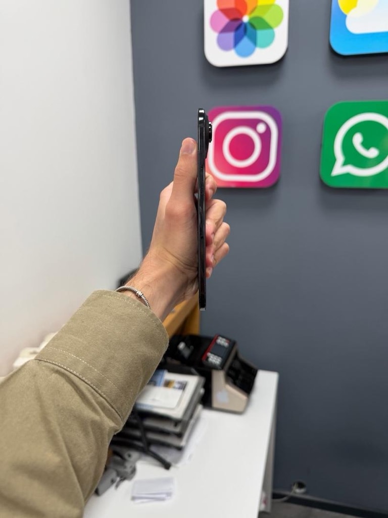 İphone Air 256 Gb Siyah Temiz 11 Ay Açık - 2