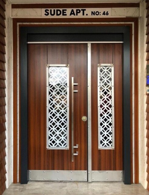 kompozit kapı,çelik kapı ,bina kapısı ,apartman kapısı