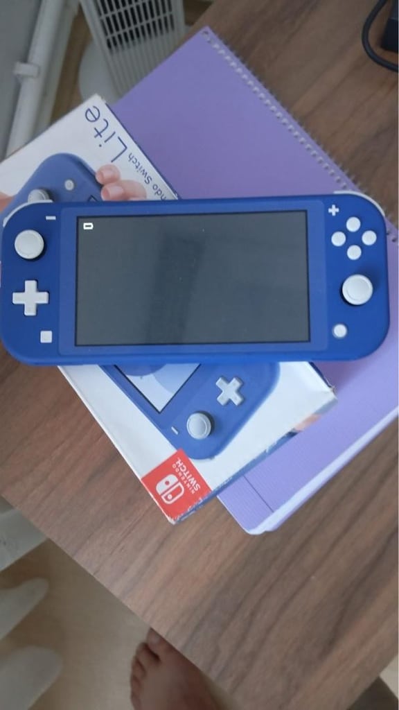 sıfır gibi Nintendo switch lite - 3