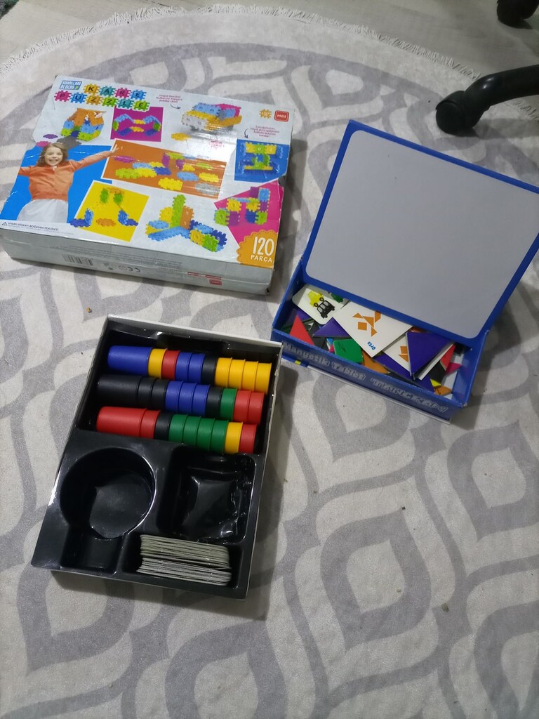 3 adet kutu oyuncaklar takas olur - 2
