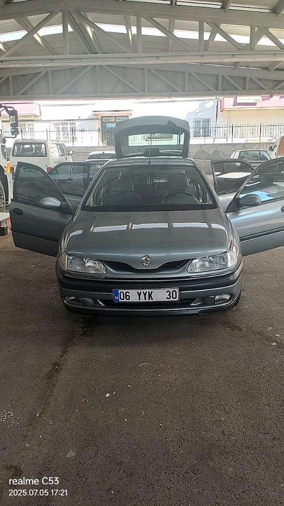 97 model laguna1 - 4
