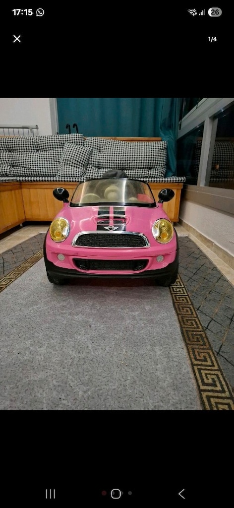 pembe akülü araba - 4
