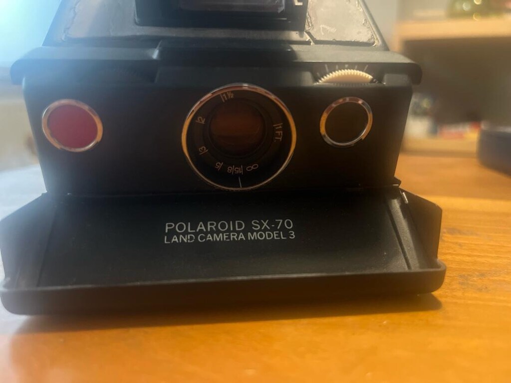 Polaroid sx70 model 3 - 4