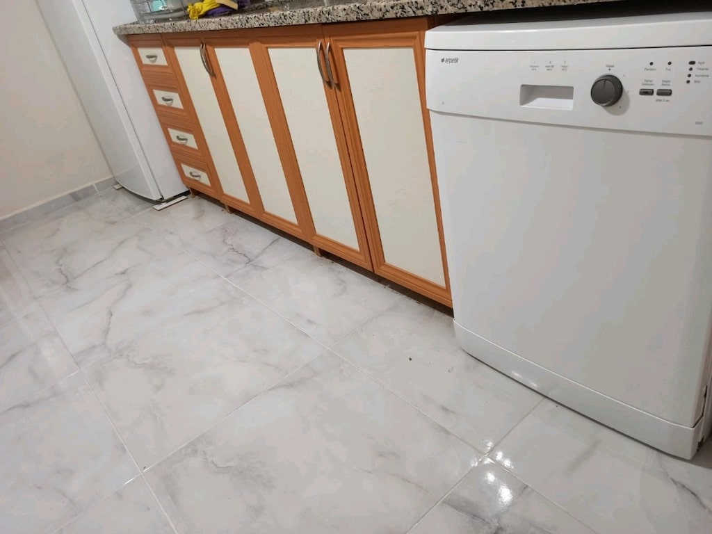 2.El Mutfak Dolabı, Yemek Masası , Baza+ Başlık - 4