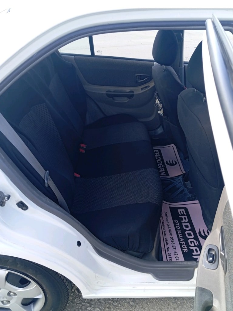 Memurdan Hyundai 1.3 Accent - 4