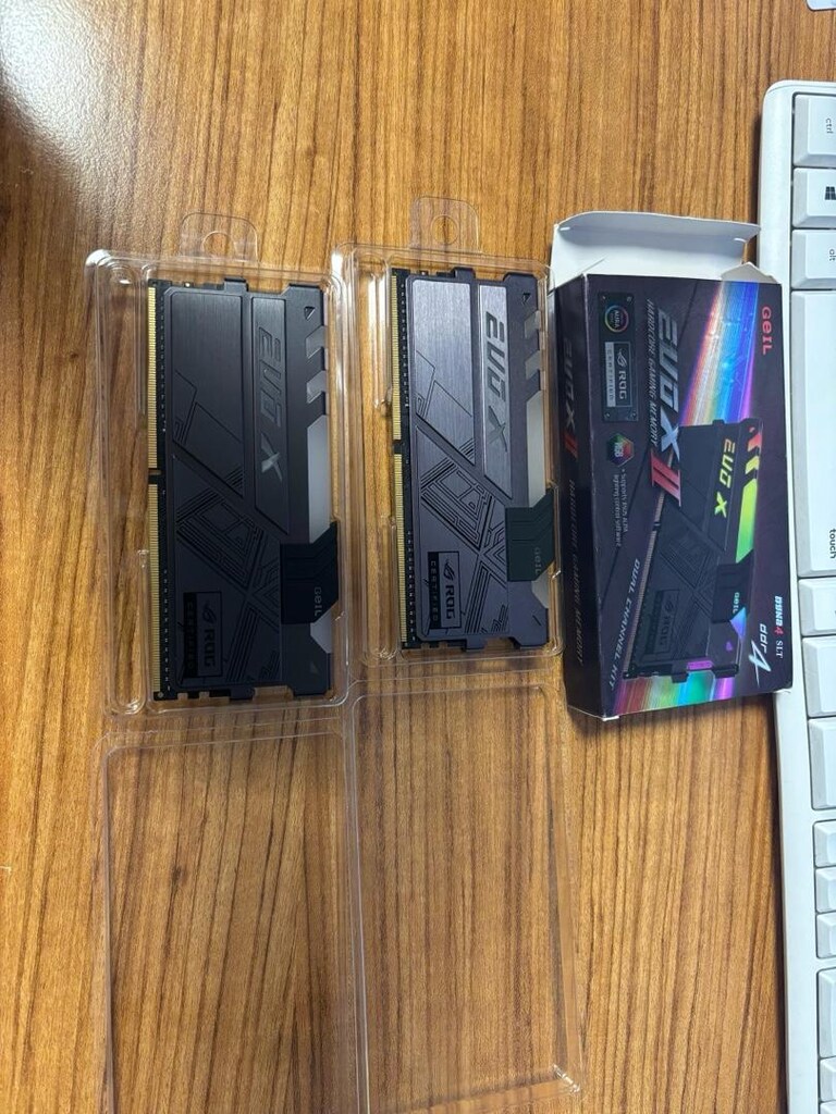 Geil Evo X II RGB 3600Mhz 16GB (2x8GB) DDR4 Ram Bellek - 5