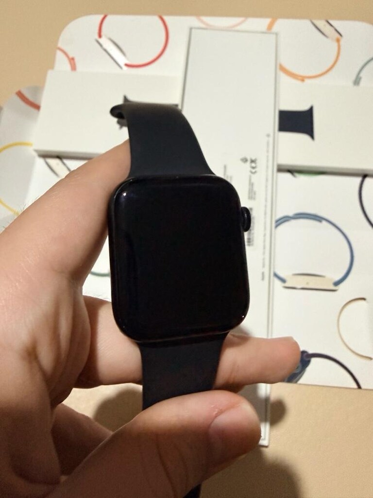 Apple Watch SE 2. Nesil 44 mm gece yarısı siyahı - 2