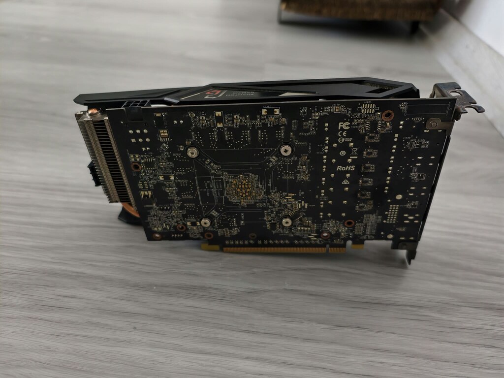 8GB EKRAN KARTI - 10