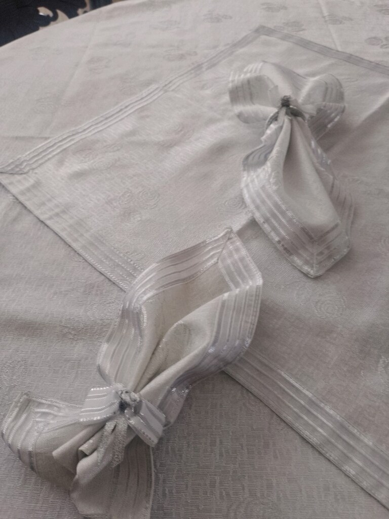 Lame simli dertsiz masa örtüsü takımı - 4