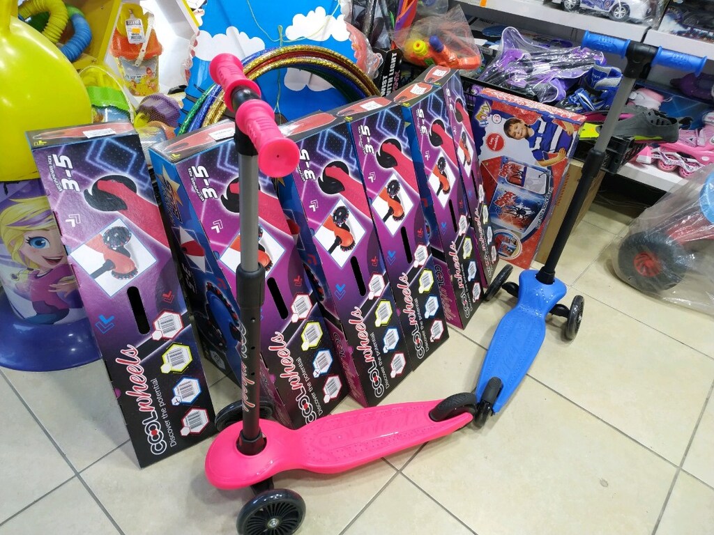 SIFIR KUTULU 3+ yaş Işıklı scooter modelleri - 2